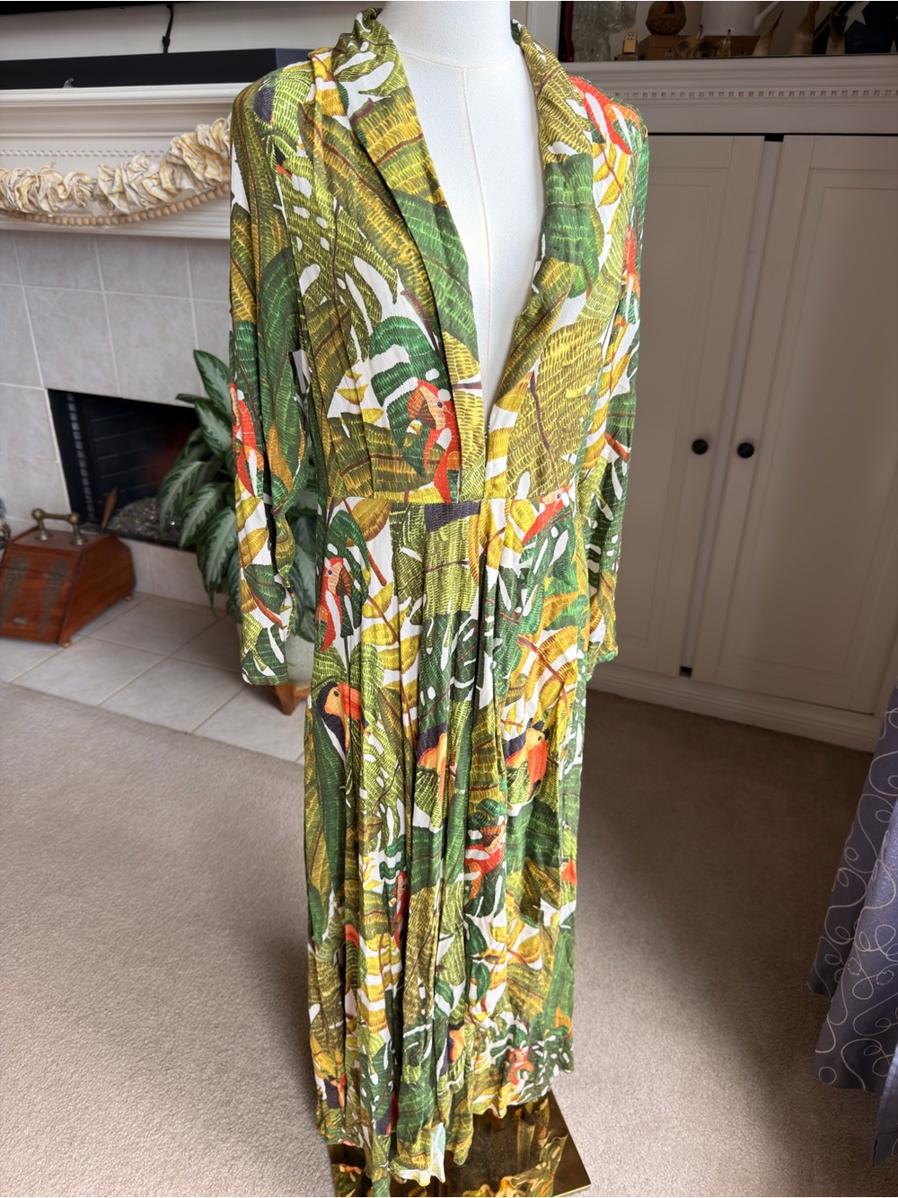 Stunning Tropical Leaf Toucan Print Long Sleeve Maxi Dress
